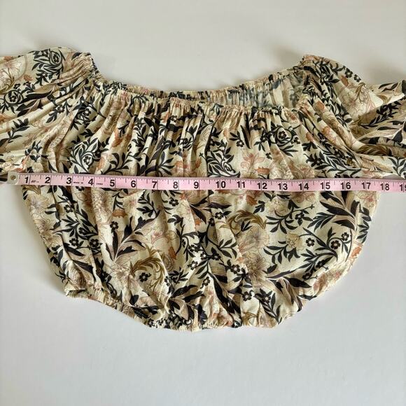 Spell & The Gypsy Pearl Oasis Off the Shoulder Cropped Floral Blouse Size Small - Picture 4 of 9